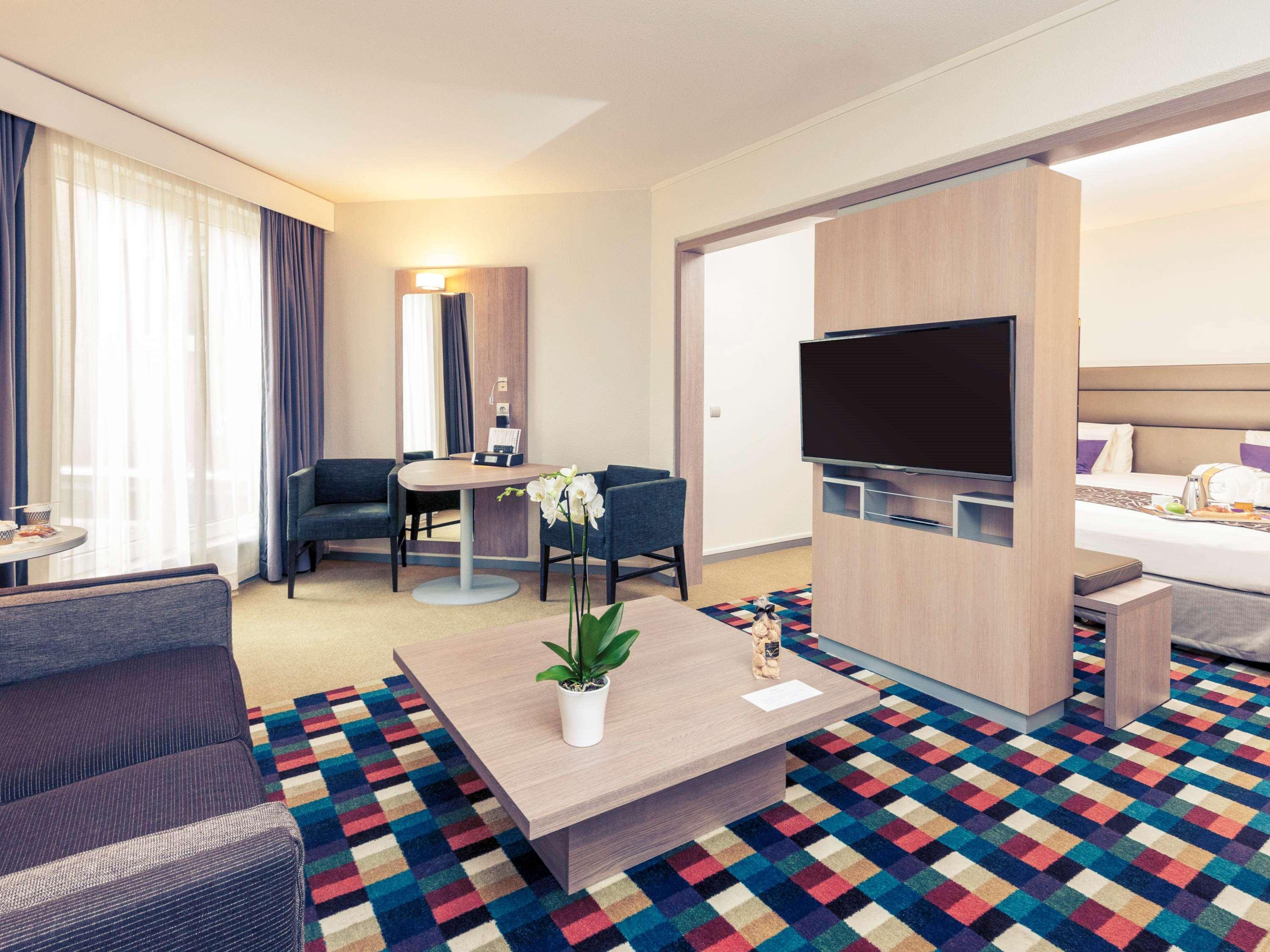 Hotel Mercure Grenoble Centre President Bagian luar foto