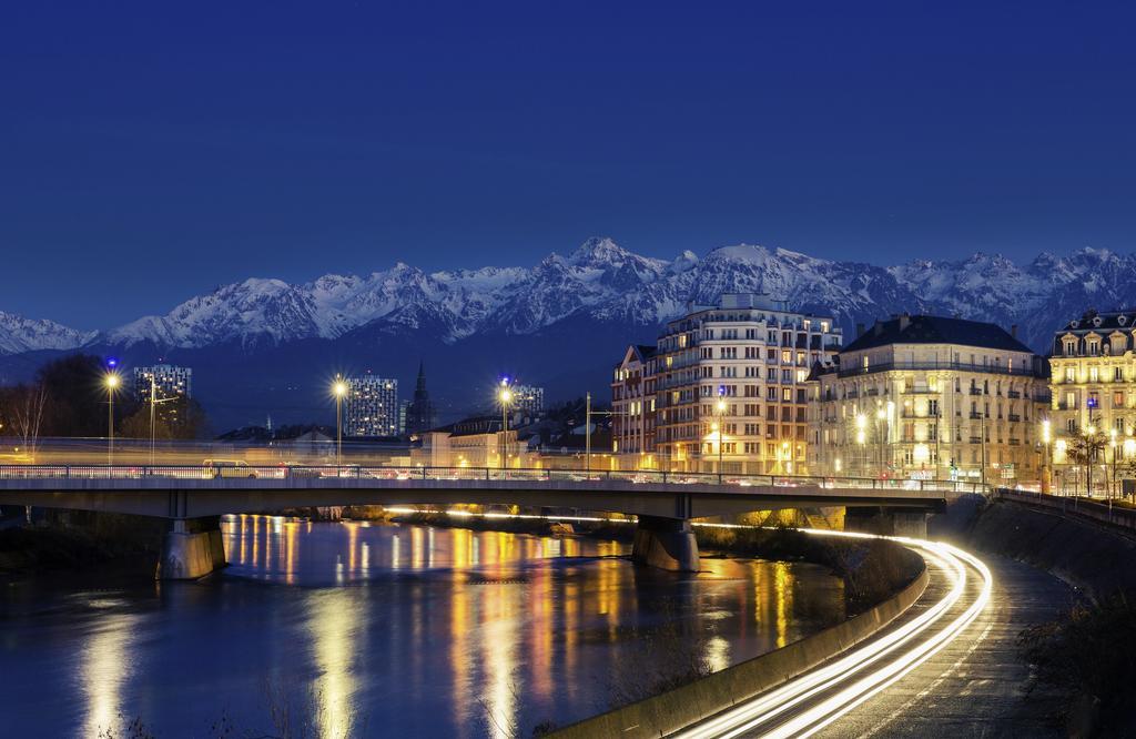 Hotel Mercure Grenoble Centre President Bagian luar foto